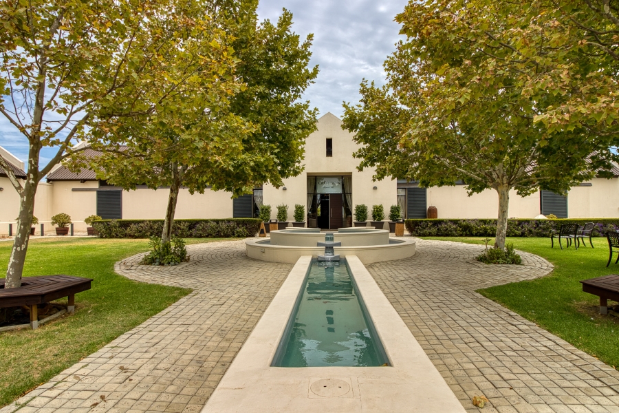 4 Bedroom Property for Sale in Croydon Vineyard Estate Western Cape